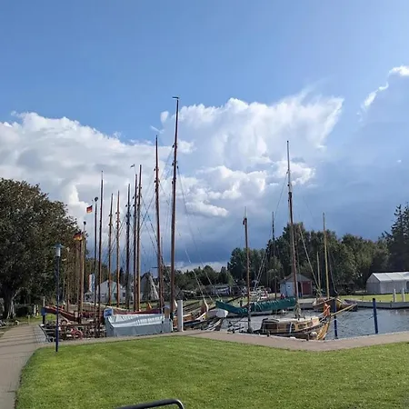 بيت للعطل Ferienhaus, *