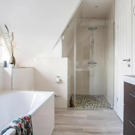 Ferienhaus, بيت للعطل *